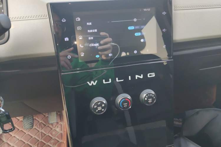 Used Wuling Hongguang PLUS 2019 1.5T Manual Luxury 7-Seater
