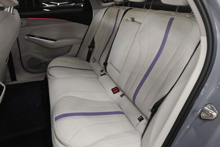 Used Geely Auto Preface L 2024 Zhiqing 1.5TD Tiangong Edition