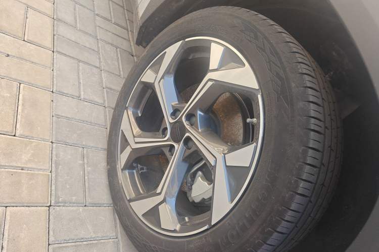 Used Geely Auto FX11 2023 1.5TD DCT Prestige Edition
