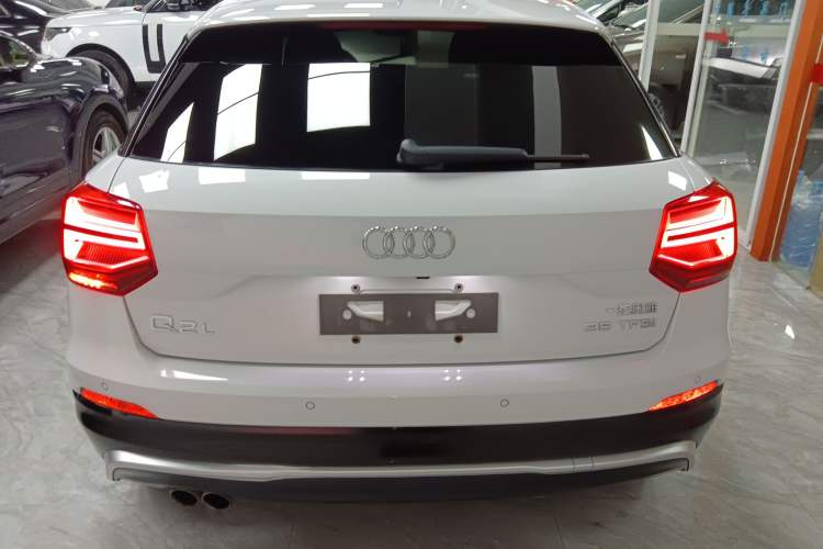 Used Audi Q2L 2018 35 TFSI Launch Exclusive Edition China V
