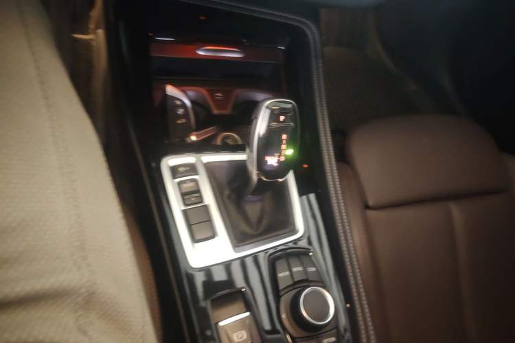 Used BMW 1 Series 2020 125i Leading Model M Sport Package Gear Lever