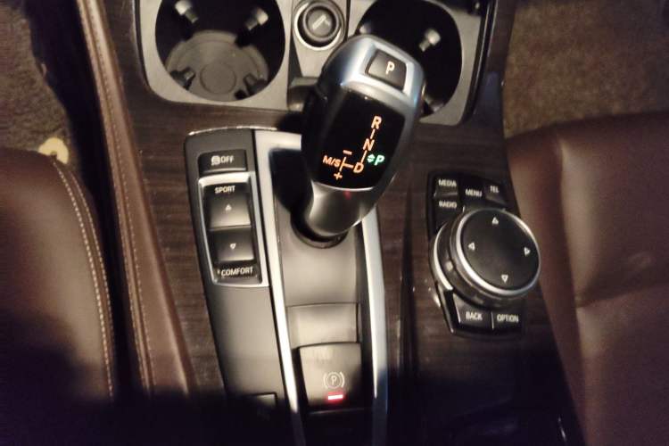 Used BMW 5 Series 2017 525Li Luxury Design Package
