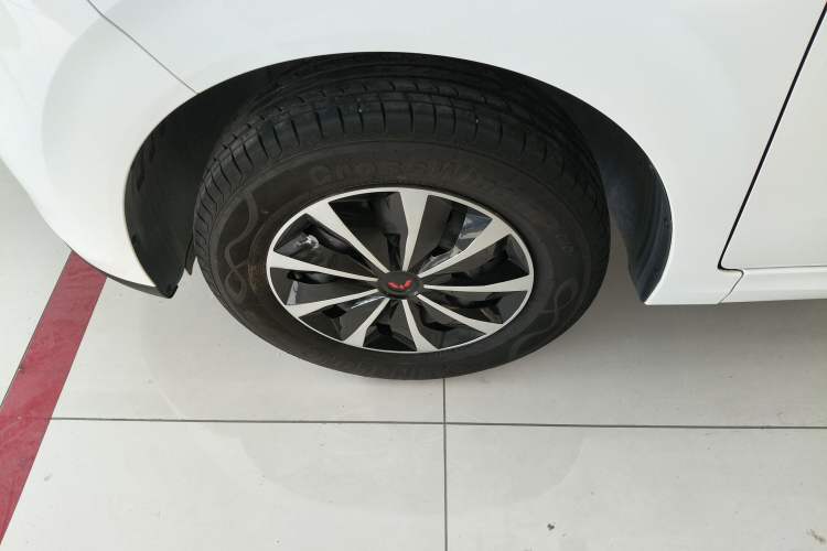 Used Wuling Hongguang New Energy 2024 All-Electric Model 300KM Standard Version
