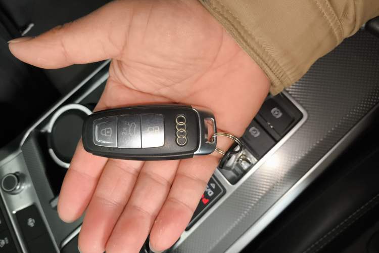 Used Audi A6L 2019 40 TFSI Luxury Dynamic Model
