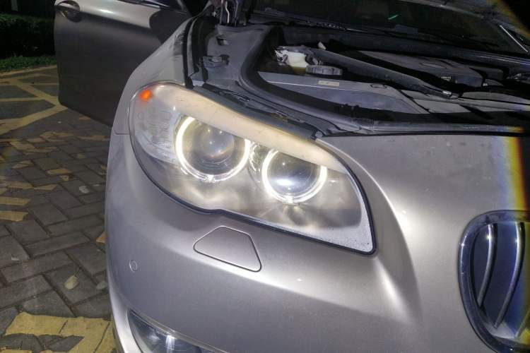 Used BMW 5 Series 2013 525Li Leading Model
