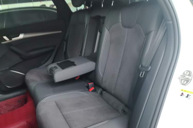 Used Audi Q5L Sportback 2024 40 TFSI Luxury Edition Left Rear Seat