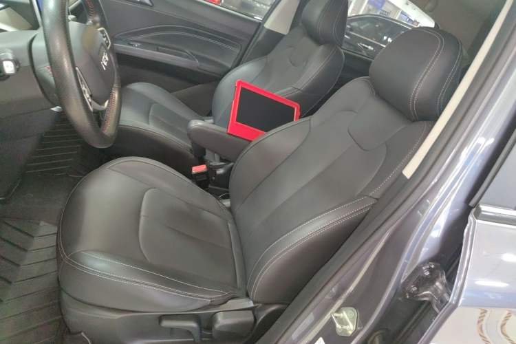 Used NETA V 2021 Long-Range Entertainment Edition Upgrade Model
