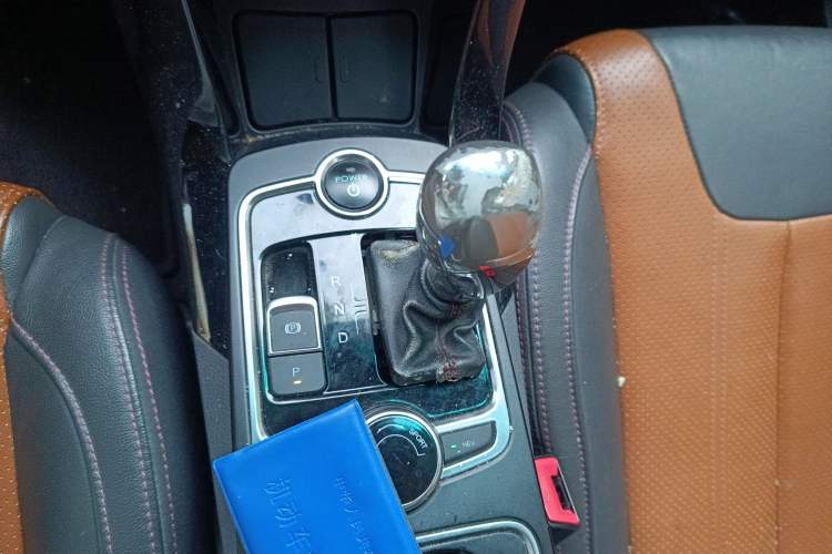 Used BYD Qin New Energy 2015 1.5T Dual-Crown Flagship Plus Edition