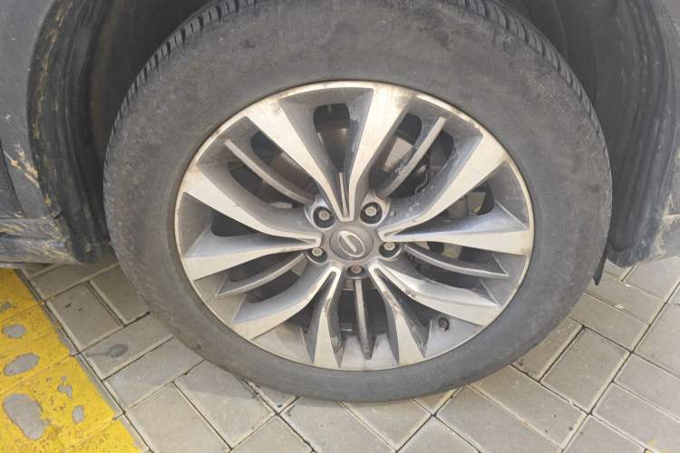 Used GAC Trumpchi GS8 2017 320T Four-Wheel Drive Luxury Smart Connectivity Version (7 Seats)