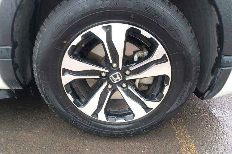 Used Honda Breeze 2021 240TURBO CVT Front-Wheel Drive Elite Edition Right Front Wheel Hub