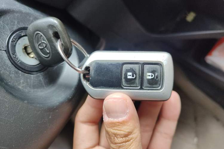 Used Toyota Yaris 2011 1.6E Automatic Charm Edition
