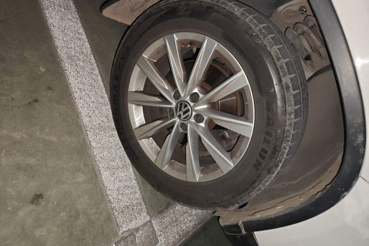 Used Volkswagen Tiguan 2015 1.8TSI Automatic Two-Wheel Drive Comfort Edition
