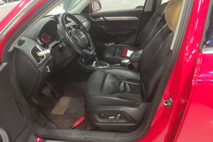 Used Audi Q3 2016 30 TFSI Fashion Model
