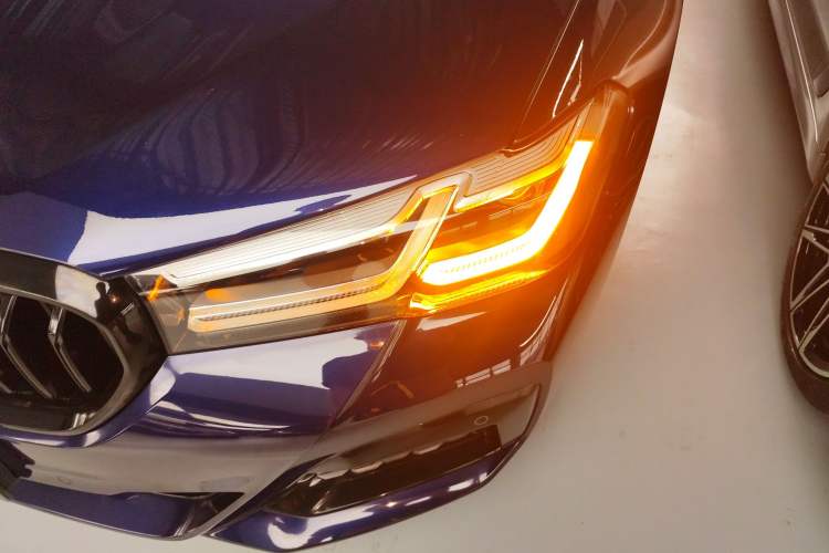 Used BMW 5 Series 2022 530i Sport Line M Sport Package Left Front Headlight