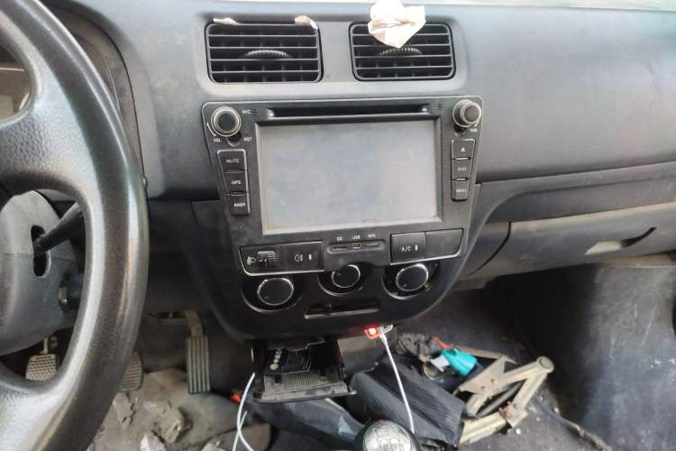 Used CHANGAN KAICHENG Star 7 2014 1.4L Base Version E14V Audio And AC Panel