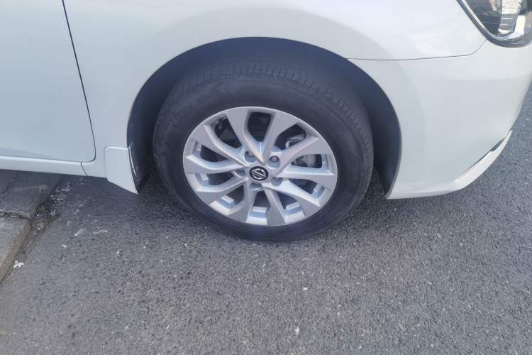 Used Nissan Sylphy 2019 1.6XV CVT Smart Connect Luxury Edition China VI Standard Right Front Wheel Hub