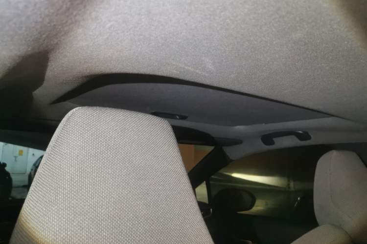 Used Toyota Levin 2021 185T CVT Luxury Edition Headliner