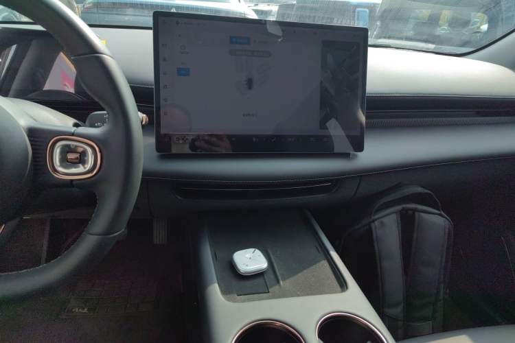 Used Baojun Enjoy 2025 All-Electric 600km Luxury Edition Audio And AC Panel