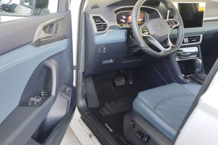 Used Volkswagen Tharu 2023 300TSI Two-Wheel-Drive Moon Luxury Edition