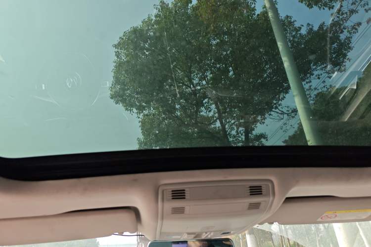 Used Volkswagen Sagitar 2019 200TSI DSG Comfort Version China VI Standard Headliner