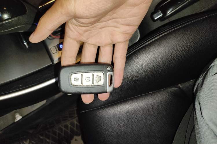 Used Hyundai Elantra (5th Generation / Langdong) 2013 1.6L Automatic Leading Model