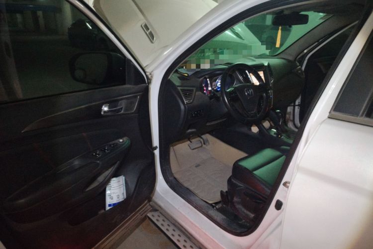 Used Changan CS75 2016 1.8T Automatic Elite Model China V Standard