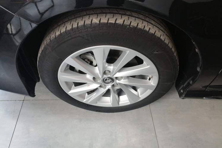 Used Toyota Camry 2023 2.0G Luxury Edition
