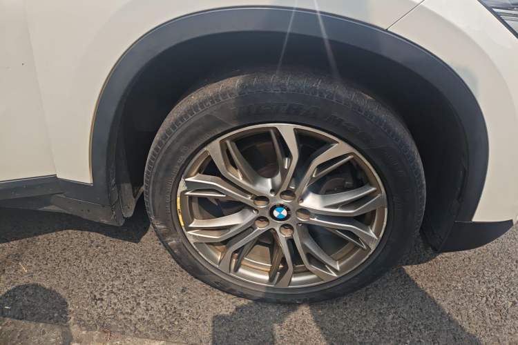 Used BMW X1 2019 sDrive20Li Leading Model
