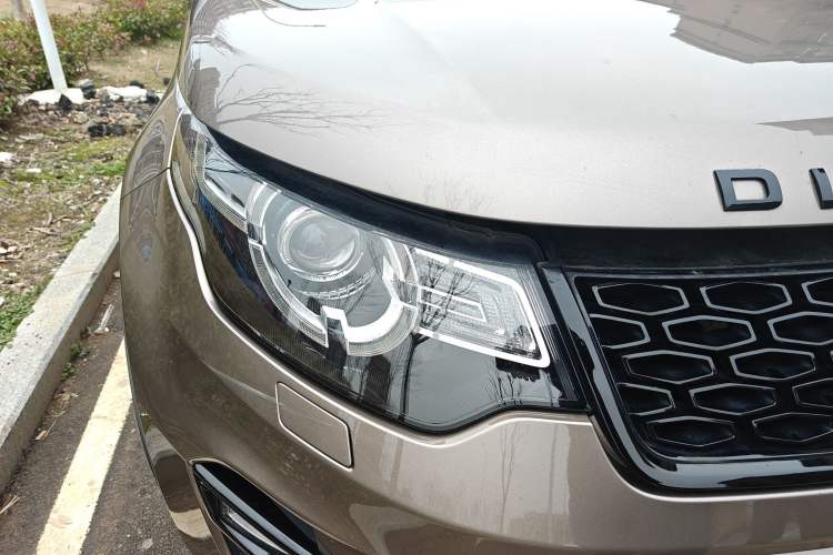 Used Land Rover Discovery Sport 2017 2.0T Cool Black Limited Edition
