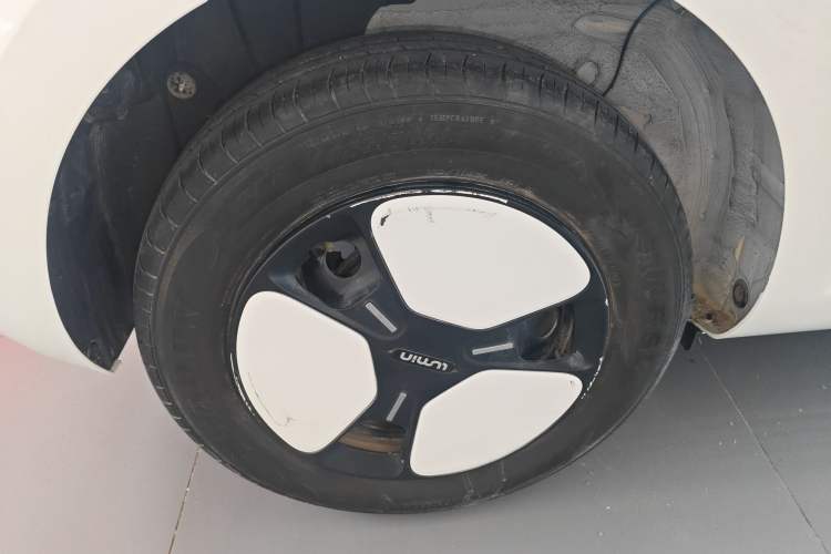 Used CHANGAN NEVO Lumin 2022 155 km – Refreshingly Sweet Edition Right Rear Wheel Hub