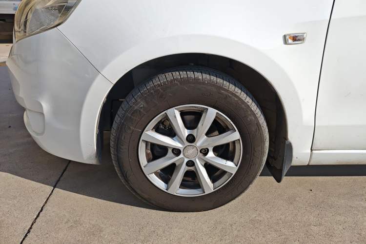 Used Chevrolet Sail 2013 Sedan 1.2L Manual Fashion Edition