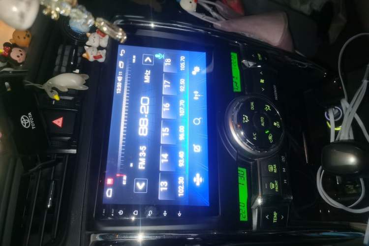 Used Toyota Reiz 2012 2.5V Fengdu Elite Stylish Edition Audio And AC Panel