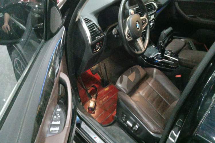 Used BMW X3 2020 xDrive30i Luxury Model with M Sport Package
