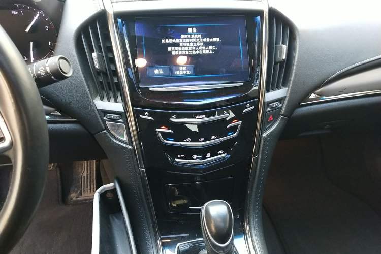 Used Cadillac ATS-L 2017 28T Fashion Edition Audio And AC Panel