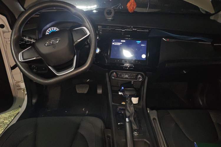 Used Chery Tiggo 3X 2024 1.5L CVT Excellence Edition Center Console