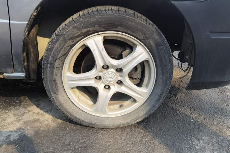 Used Dongfeng Shuaike 2010 1.6L Manual Utility Version
