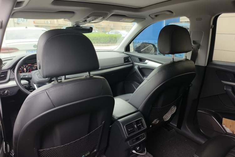 Used Audi Q5L 2020 40 TFSI Prestige Fashion Edition Headliner