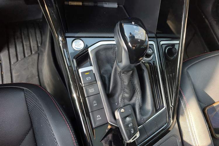 Used Volkswagen Tayron 2020 330TSI Two-Wheel Drive Luxury Smart Connectivity Version