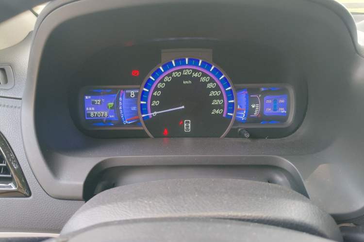 Used BYD S7 2015 2.0T Automatic Prestige Model
