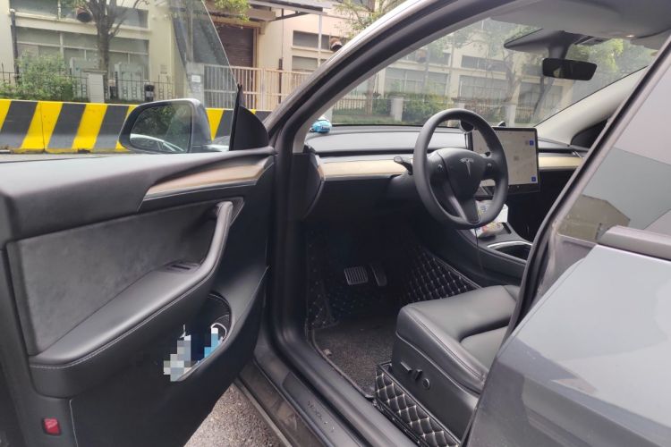 Used Tesla Model Y 2021 Standard Range Rear-Wheel Drive Version Driver Seat