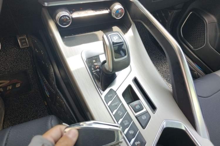 Used Geely Auto Coolray 2019 Sport Model 260T DCT Battle China V Standard
