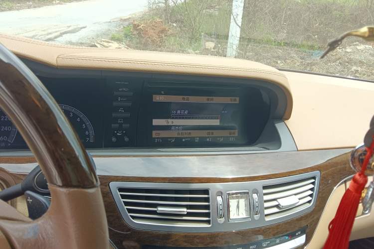 Used Mercedes-Benz S-Class 2012 S 300 L Business-Class Grand Edition