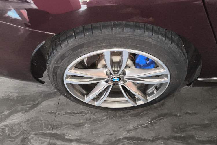 Used BMW 6 Series GT 2018 630i M Sport Package Right Rear Wheel Hub