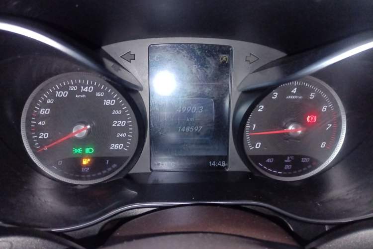 Used Mercedes-Benz GLC 2016 GLC 260 4MATIC Luxury Model
