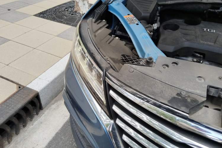 Used Roewe RX5 New Energy 2017 eRX5 50T Hybrid Connected Prestige Flagship Edition