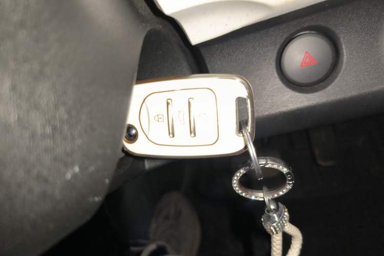 Used Wuling Hongguang MINIEV 2024 3rd Generation 215km Youth Edition