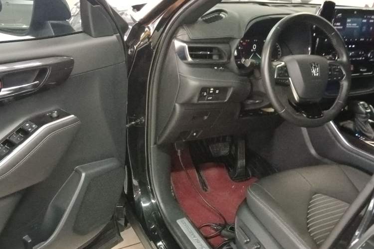 Used Toyota Crown Kluger 2022 2.0T Four-Wheel Drive Prestige Edition
