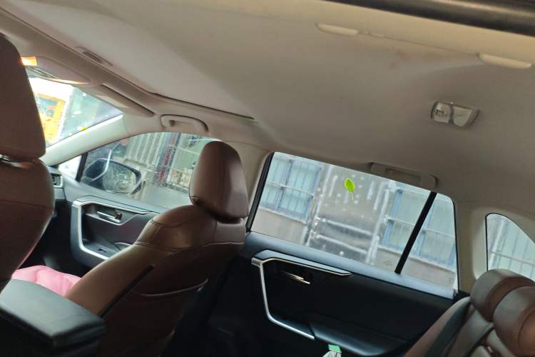 Used Toyota RAV4 2020 2.0L CVT Two-Wheel Drive Fashion Edition