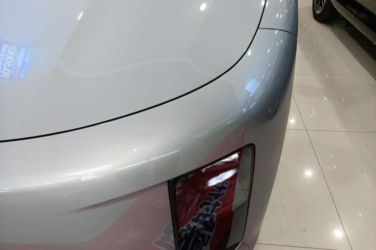 Used Li Auto i8 2025 Model Standard Version
