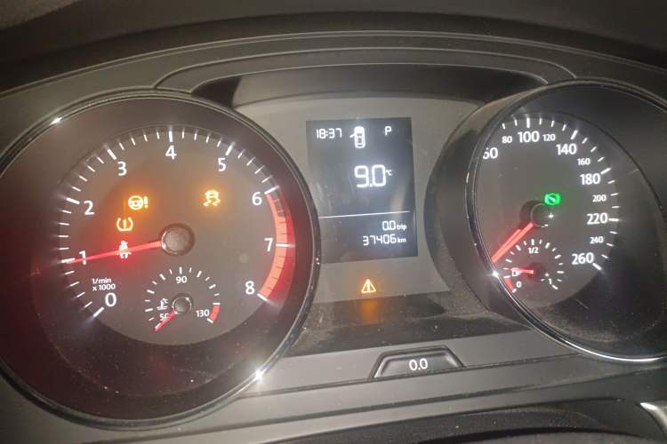 Used Volkswagen Lamando 2015 230TSI DSG Fashion Edition